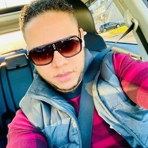 Meet your Posher, Angel leonel